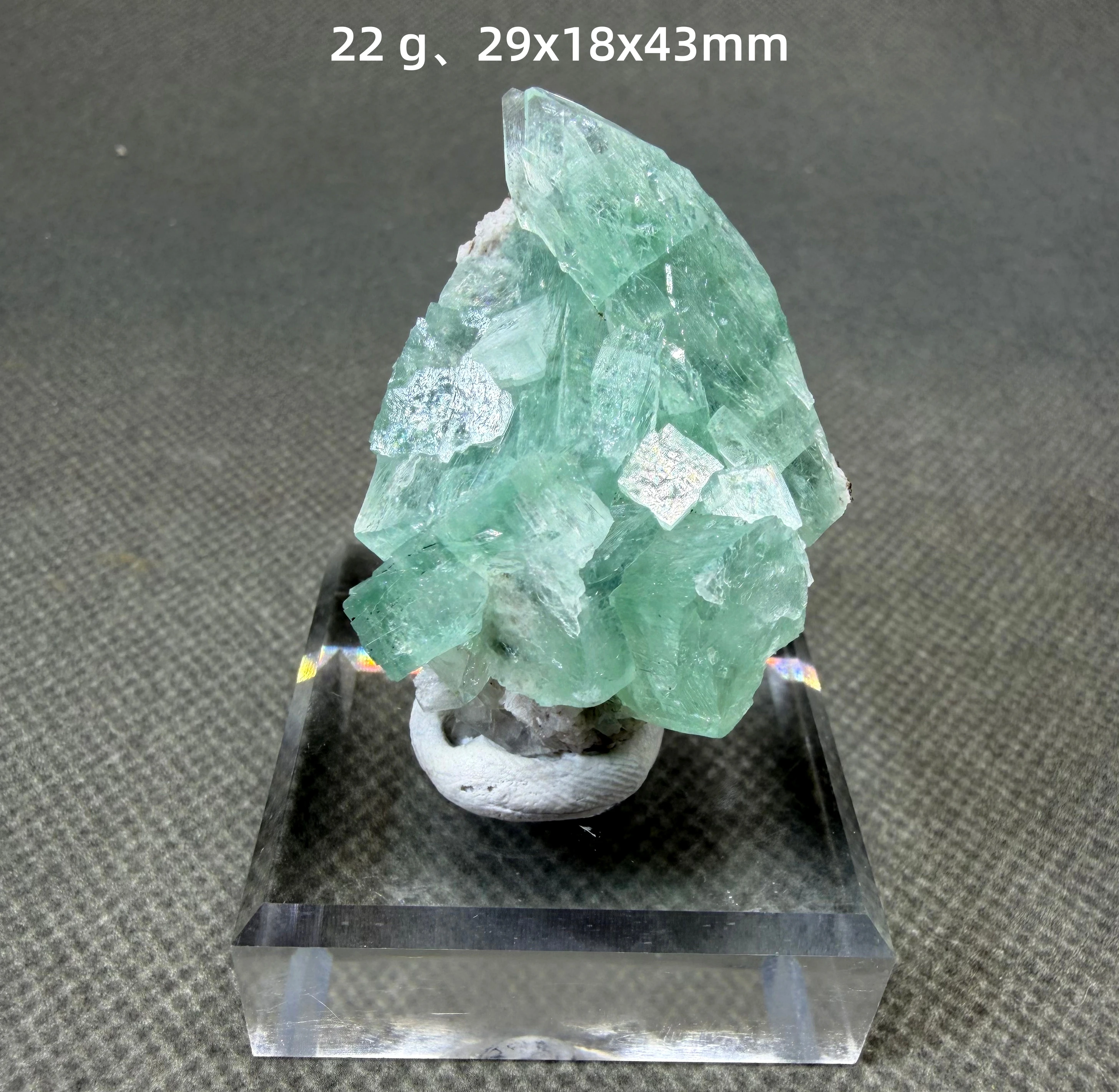 22 g Natural Green Apophyllite Specimen from India, Raw Mineral Specimen for Collection & Healing Crystal Home Decor