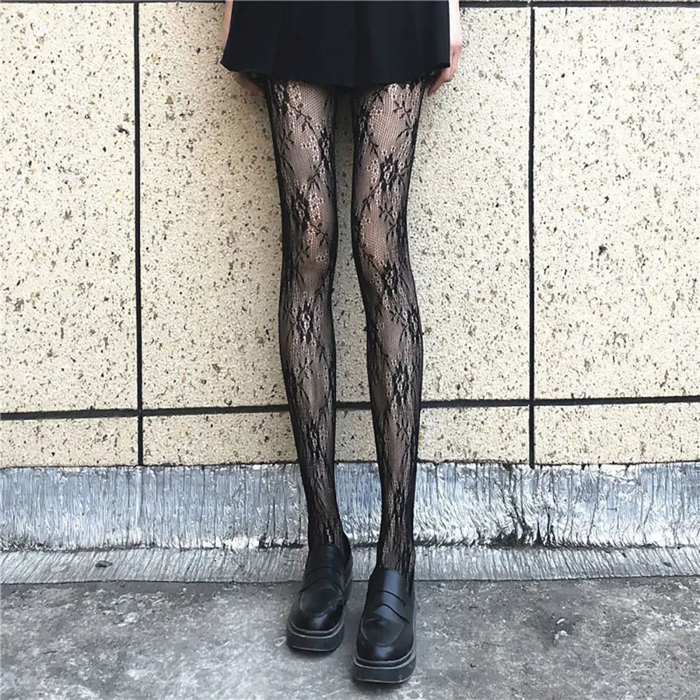 1Pcs Classic Lolita Hollowed Out Lace Mesh Stockings Bottomed Pantyhose Hot Tights Japanese Lolita Retro Floral Rattan Stocking
