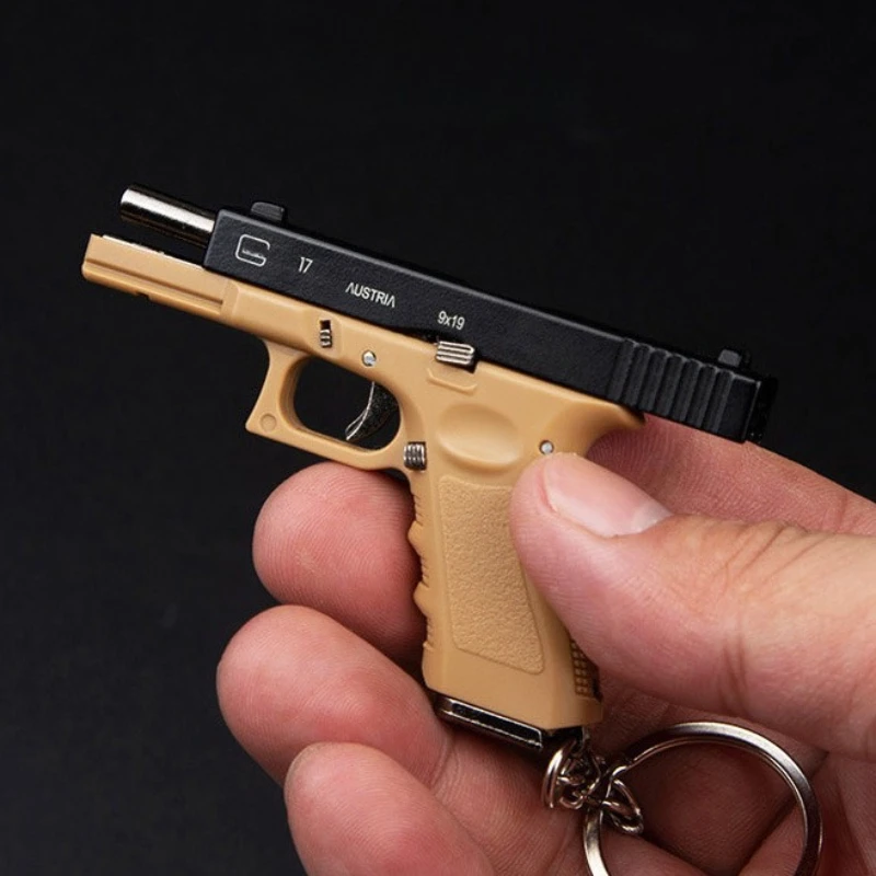 1:3 G17 Modello di Pistola In Miniatura Pistola Giocattolo In Metallo Staccabile FAI DA TE Semi-lega Portachiavi Ciondolo Ornamenti Giocattolo Per Bambini