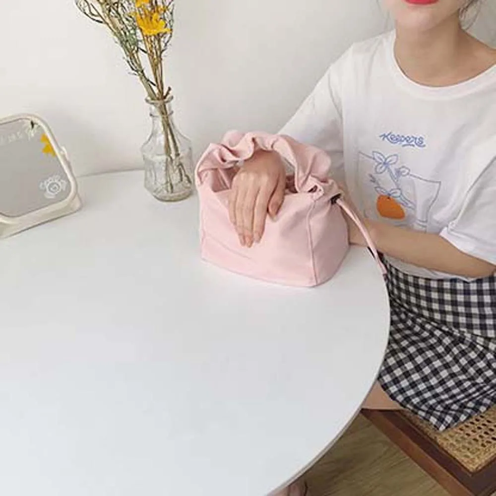 

Nylon Drawstring Handbag Magnetic Buckle Japanese Style Pleated Straps Tote Bag Candy Color Soft Solid Color Uderarm Bag Women