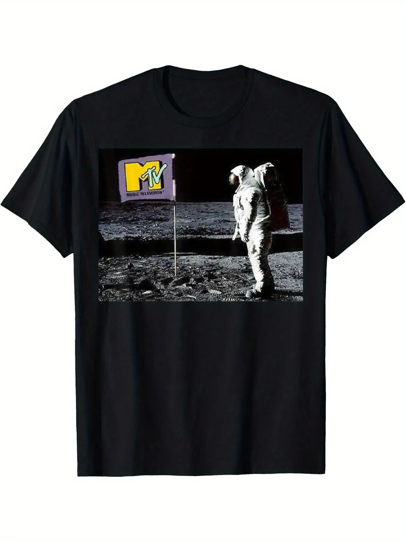 

LocalMTV Man On The Moon Logo Flag Short Sleeve T-Shirt