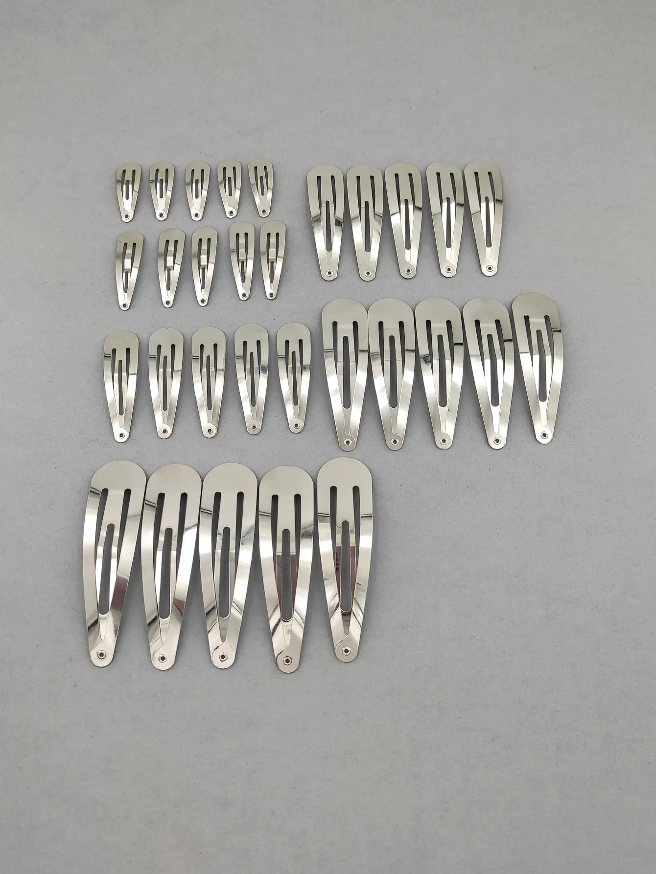 

30pcs Minimalist Snap Clip Casual Hair Clips Claw Clips Hair Barrettes, School Stuff, Hair Accessories, Head Accessories, Hairpin,Summer,Holiday,Travel,Festival,Birthday
