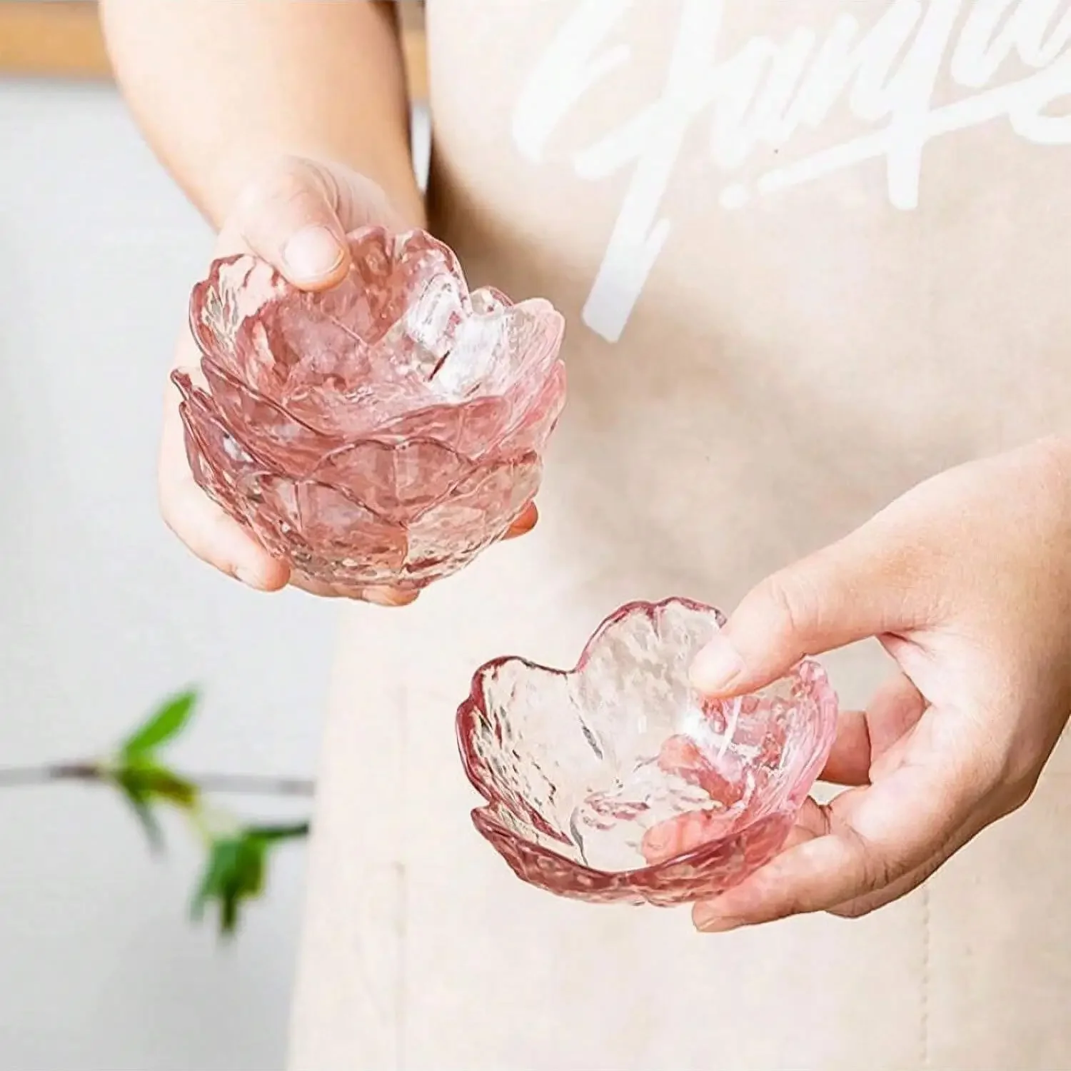 Pink Glass Bowls Set of 3/6 Cherry Blossom Shaped Dip Sauce Plates Japanese Sakura Flower Small Dessert Bowls for Kitchen Dining