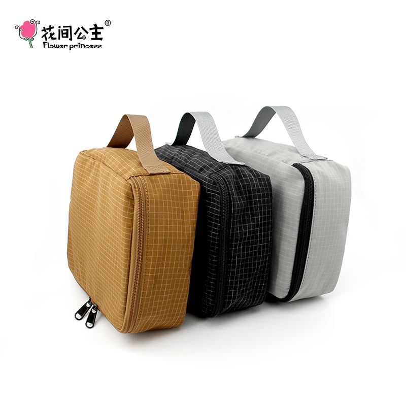 

Flower Princess Courage 2025 New Women's Makeup Bag for Travel, Portable Toilet Bag, Large Capacity Anti Splashing Small Bags