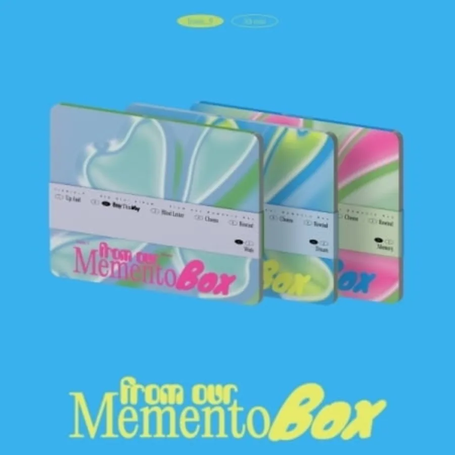- From Our Memmento Box - Random Cover - incl. 80pg Photo Book Sticker 2 Photo Cards Bookmark + Lyrics Card - Music and Perform