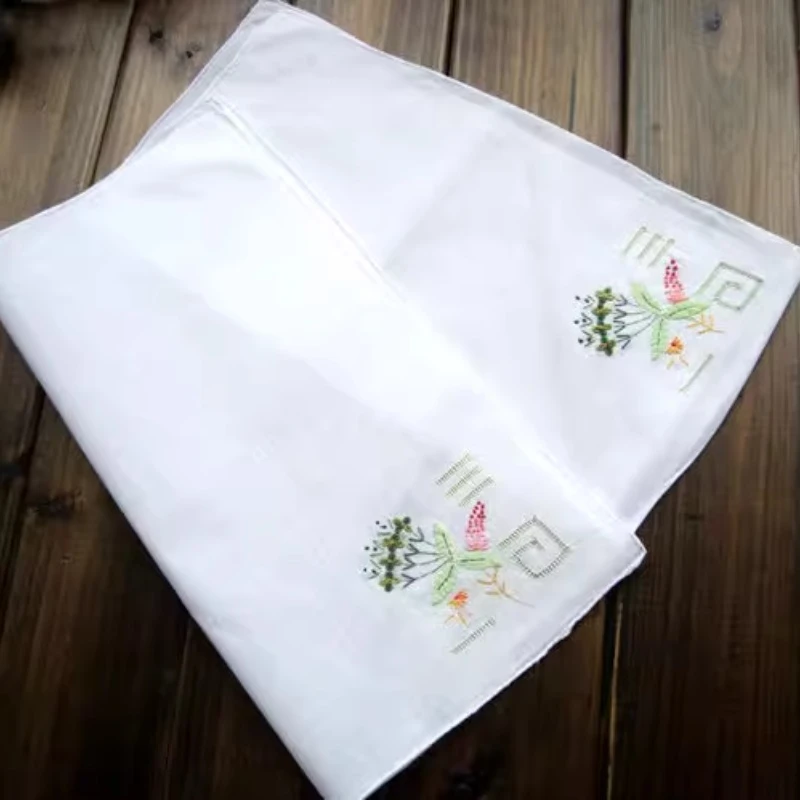 2pcs Foreign Trade Hand-embroidered Retro Pure Cotton Handkerchief 28CM