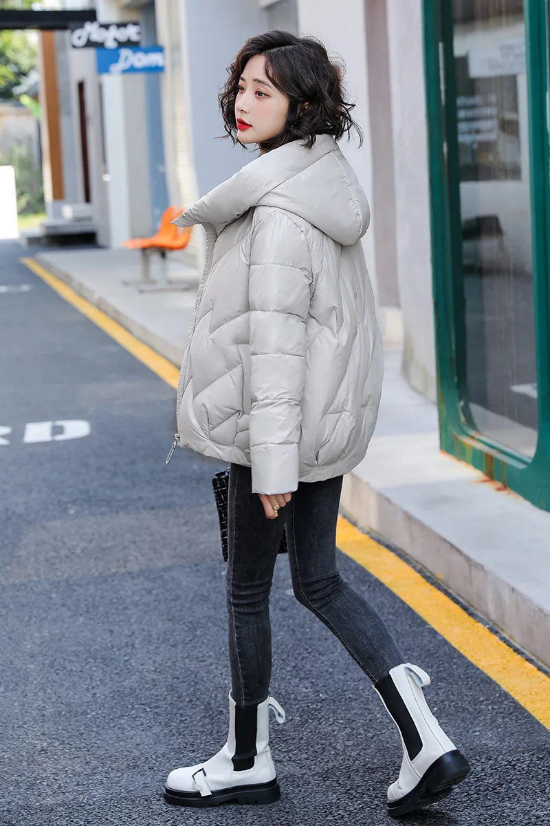 Women's Short Winter Cotton Jacket Warm New Loose Hooded Thick Cotton Coat Trendy Quilted Cotton Padded Jacket Parkas Clothing