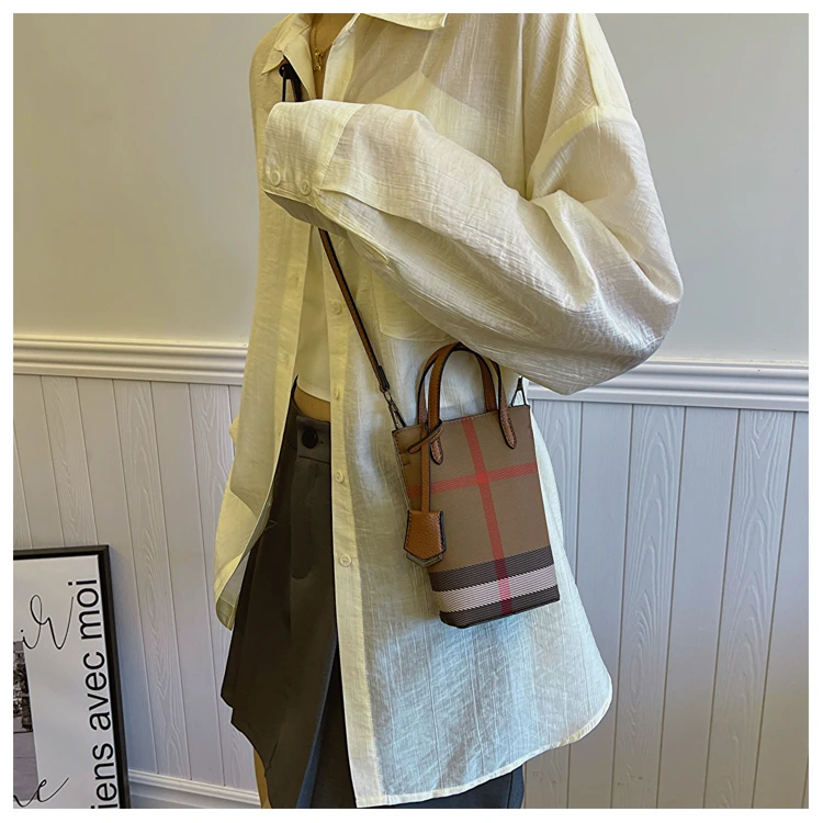 

2025 New High-end Ladies Leather Hand Bag Luxury Brand Famous Designer Paris Casual Classic