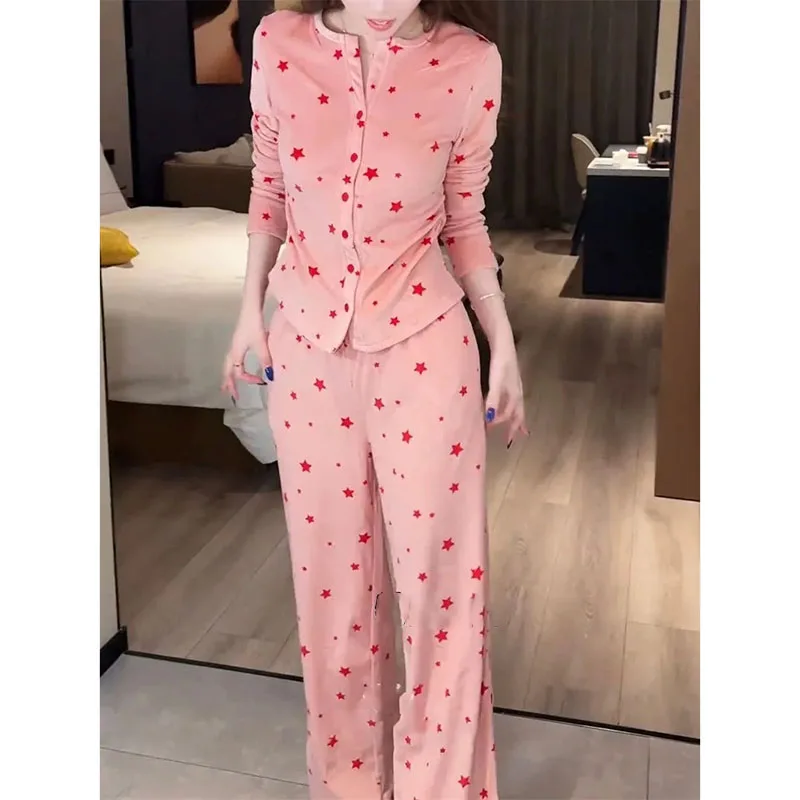 

Корейский женский комплект пижамы с V-образным вырезом и пэчворком, осенний, с длинными рукавами, брюки со звездами, 2 предмета, модный домашний костюм для женщин