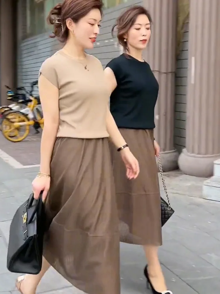 2025 New Fashion Casual Two Piece Outfit Fashion Long Sleeve Top High Waist Long Skirt Set 2025 Spring Solid Suits Women Wh8