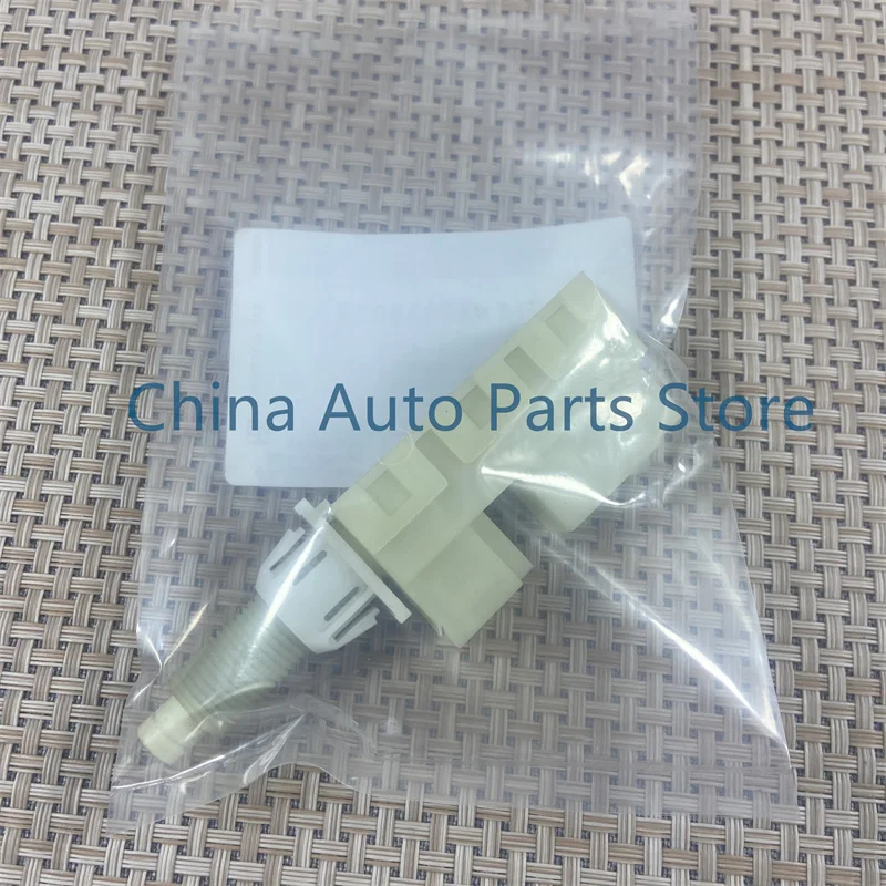 12450023 Genuine Stop Lamp Switch Brake Light Switch for Buick Old Regal Century GL8 Figzero Auto Parts