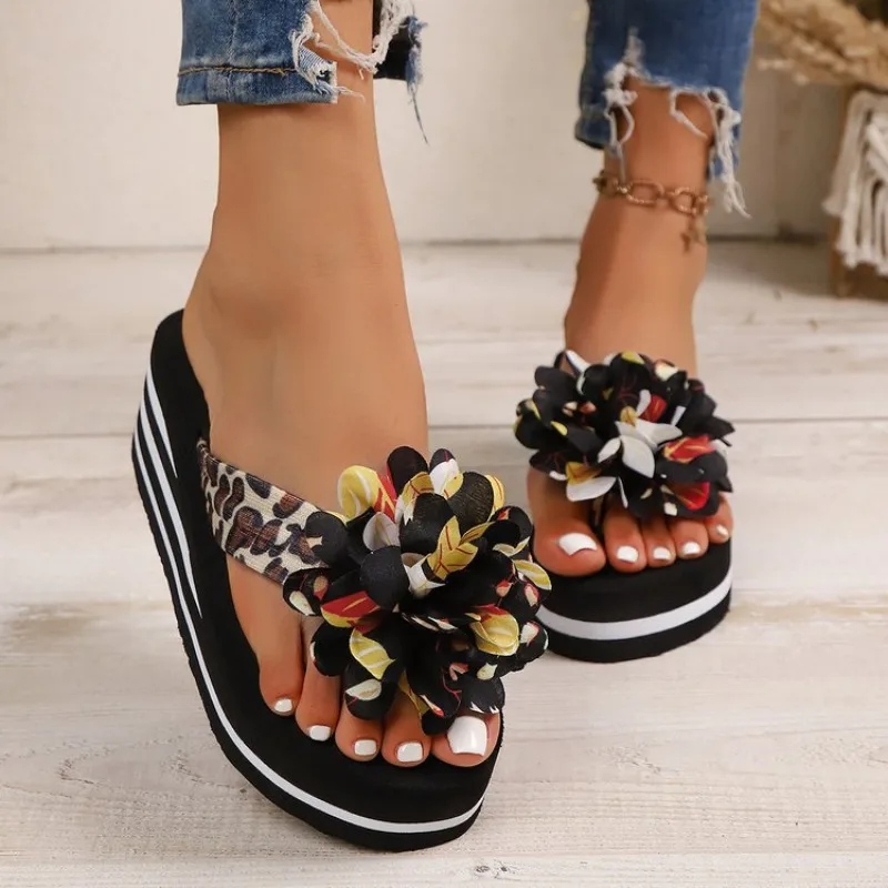 

2026 New Summer Women Comfortable Sexy Leopard Flowers Soft Wedges Slippers Casual Beach Shoes New Flower Women's Sandals