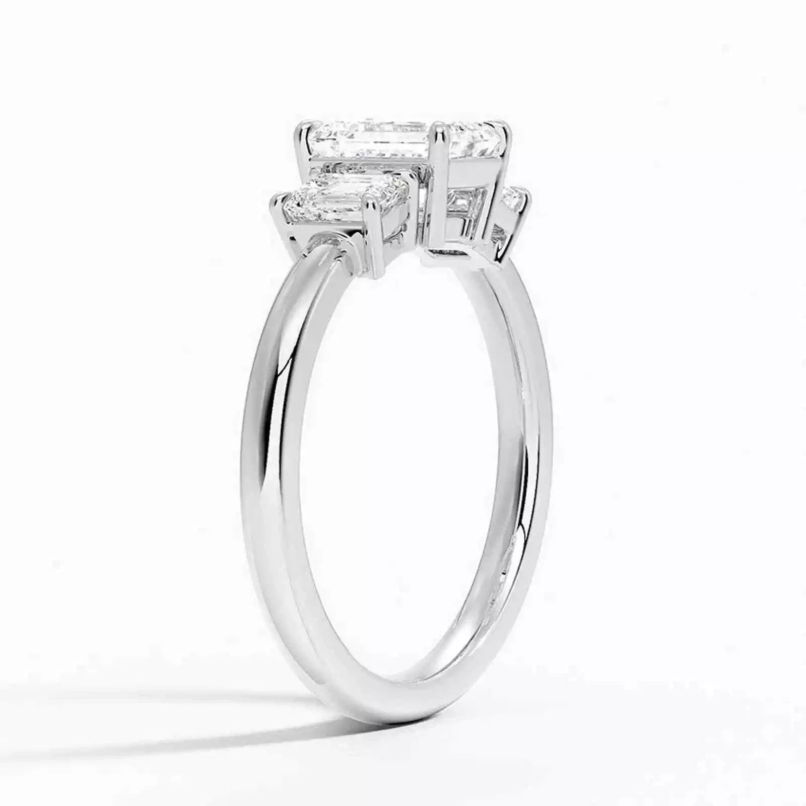 1.8CTW Main Stone 1CT IGI CERTIFIED DEF VS-VVS Emerald Cut Lab Grown Diamond Three Stone Ring Platinum 950 Wedding Ring For Lady