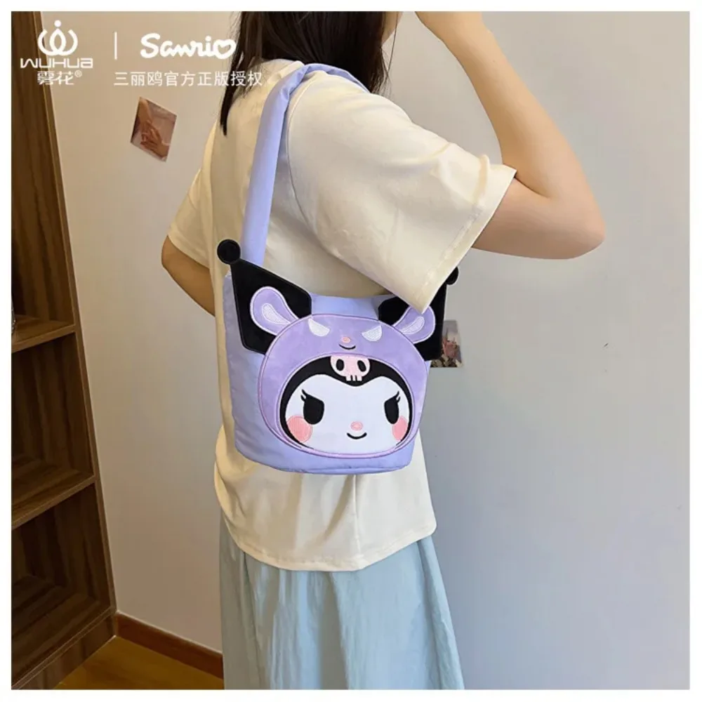 Sanrio-Bolso de hombro Kawaii Cinnamoroll My Melody Anime, bolsa de cubo de felpa con dibujos animados, bolsa de maquillaje para llevar, regalos para niños