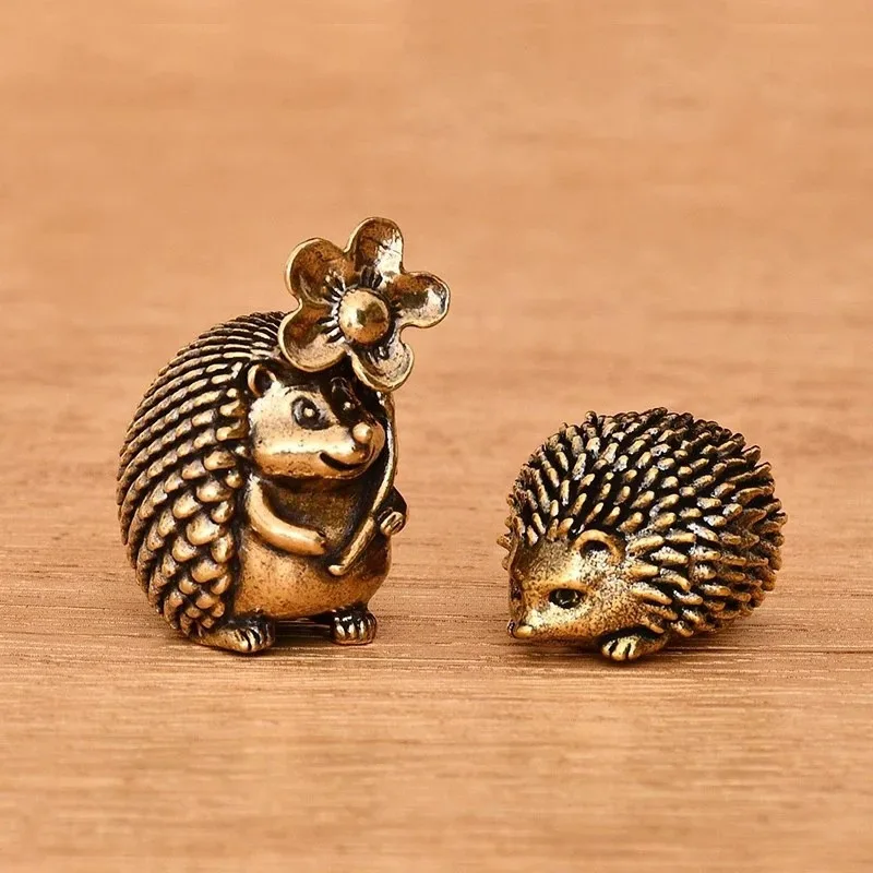 Antike Igel-Dekofiguren aus Massivmessing, Antike Tierskulptur-Handwerkskunst, Schreibtisch- und Teetisch-Dekoration, Wohndekor