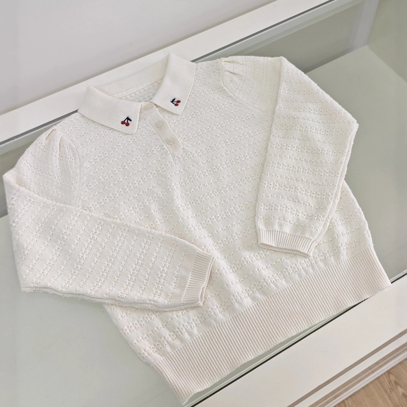 

Toddler Girl White Knit Polo Shirt with Cute Cherry Embroidery Casual Long Sleeve Top