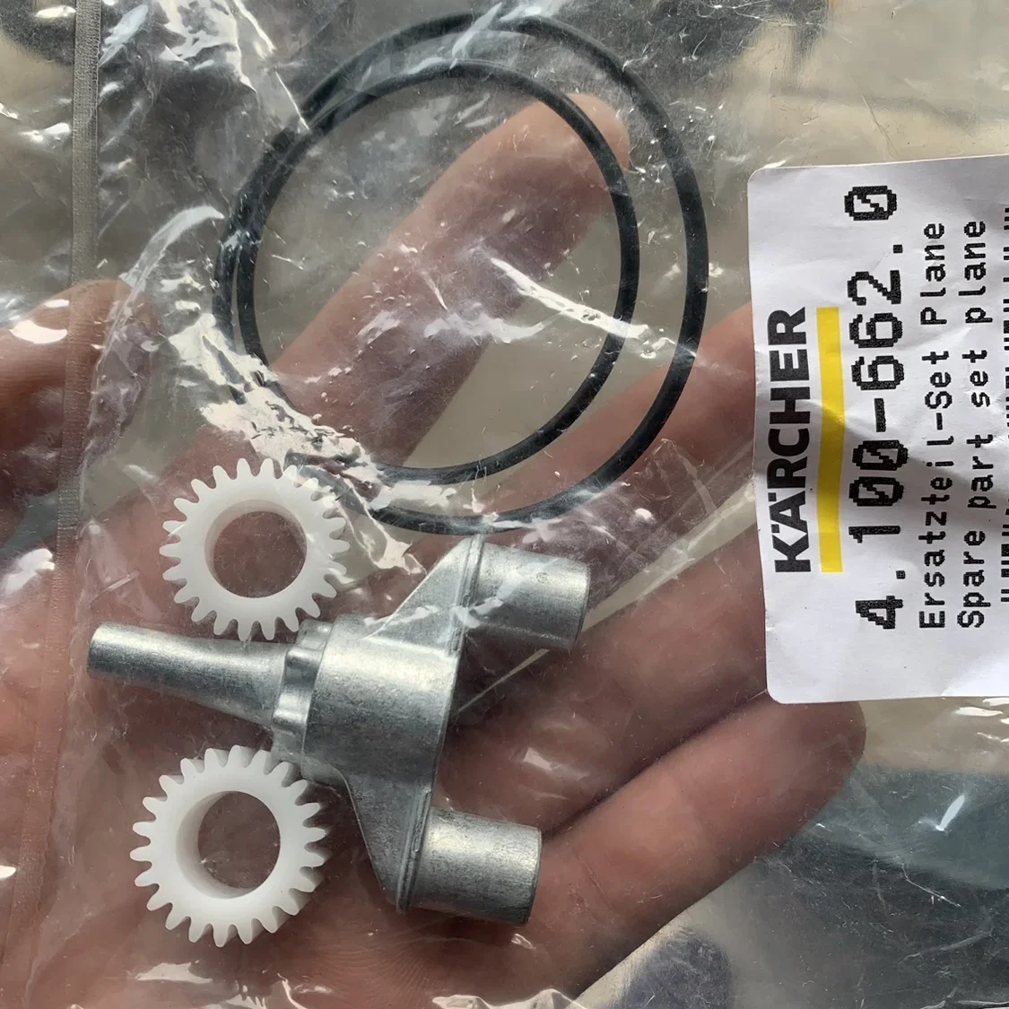 

For KARCHER High-pressure car wash machine K2 series K3 washing machine parts gear plate bearing ram angle plunger oil seal