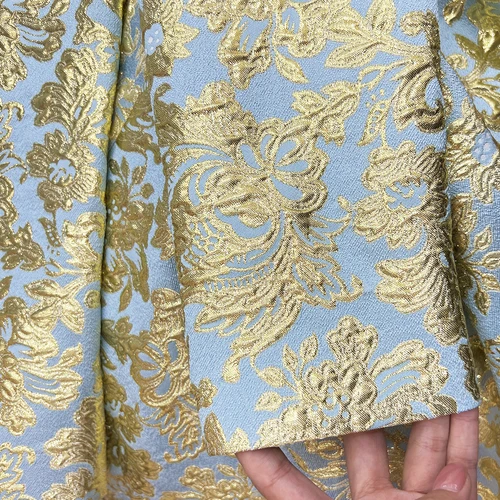 לבוש מסיבה וחופשה