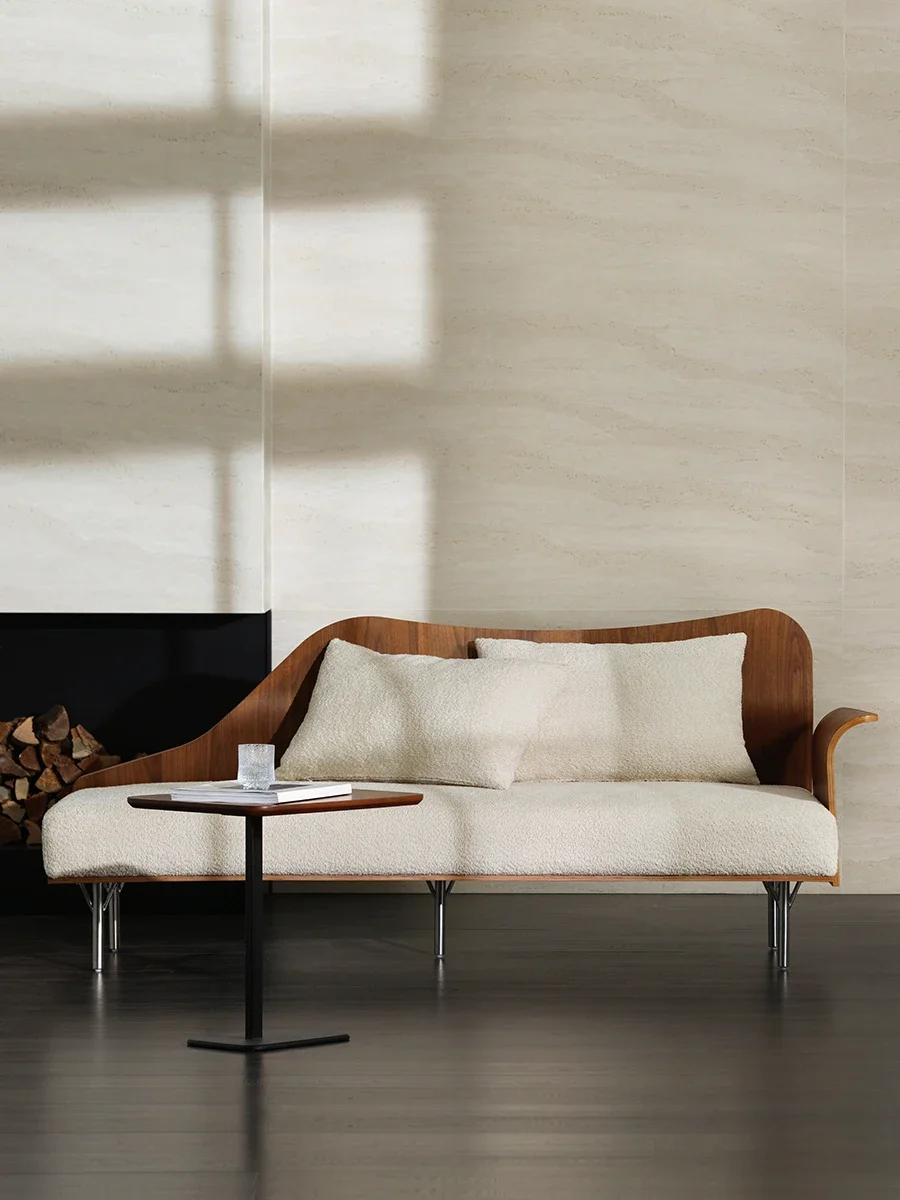 أريكة من قماش الجوز الخشبي المنحني من كوبنهاغن في العصور الوسطى #2