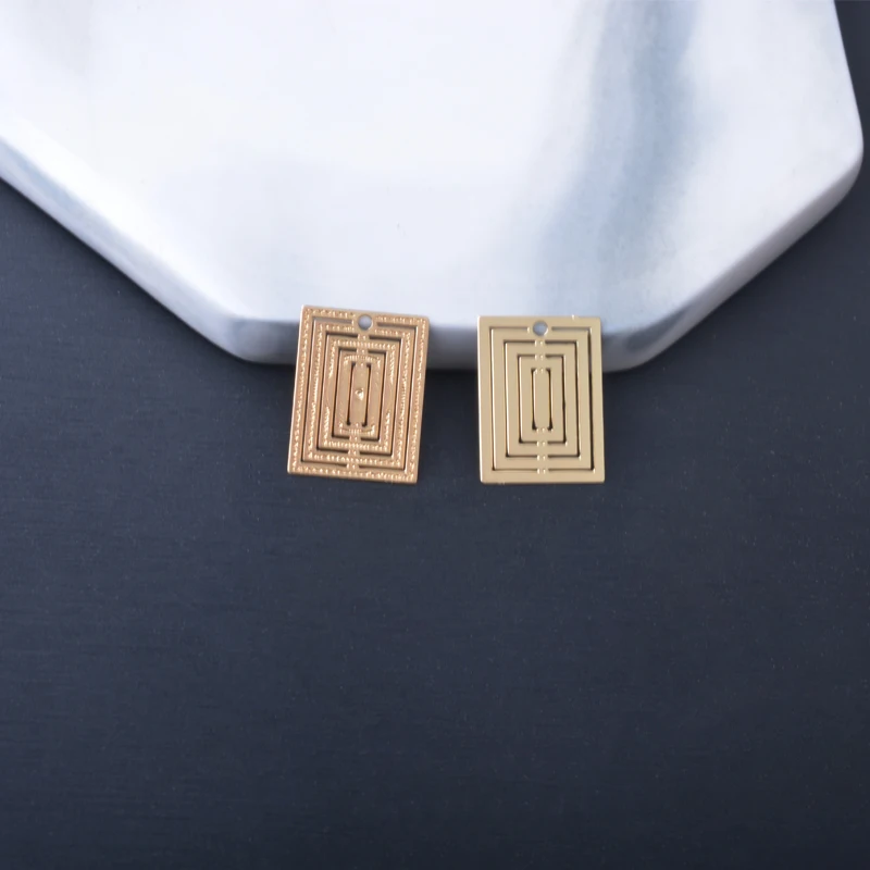 30 Stück AC4299 Messing-Schmuckanhänger in Hellgold, Geometrische Rechteck-Charms, DIY-Zubehör für Damen-Ohrringe und Halsketten – Detail 12