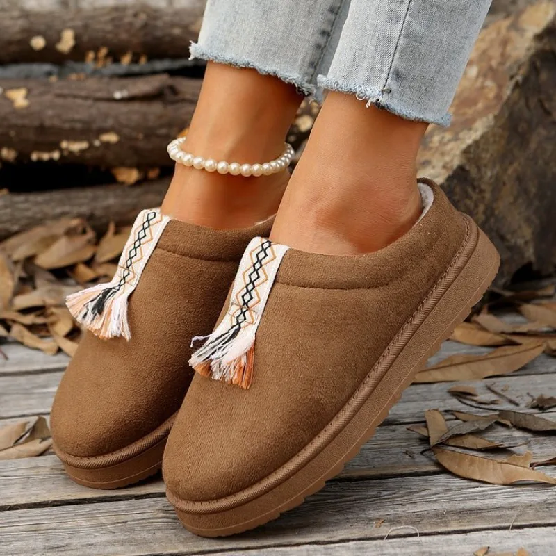 Large-sized Thick-soled Half-slipper Women's 2026Autumn and Winter Baotou Fringed Wool Fashionable and Simple Cotton Shoes，36-44