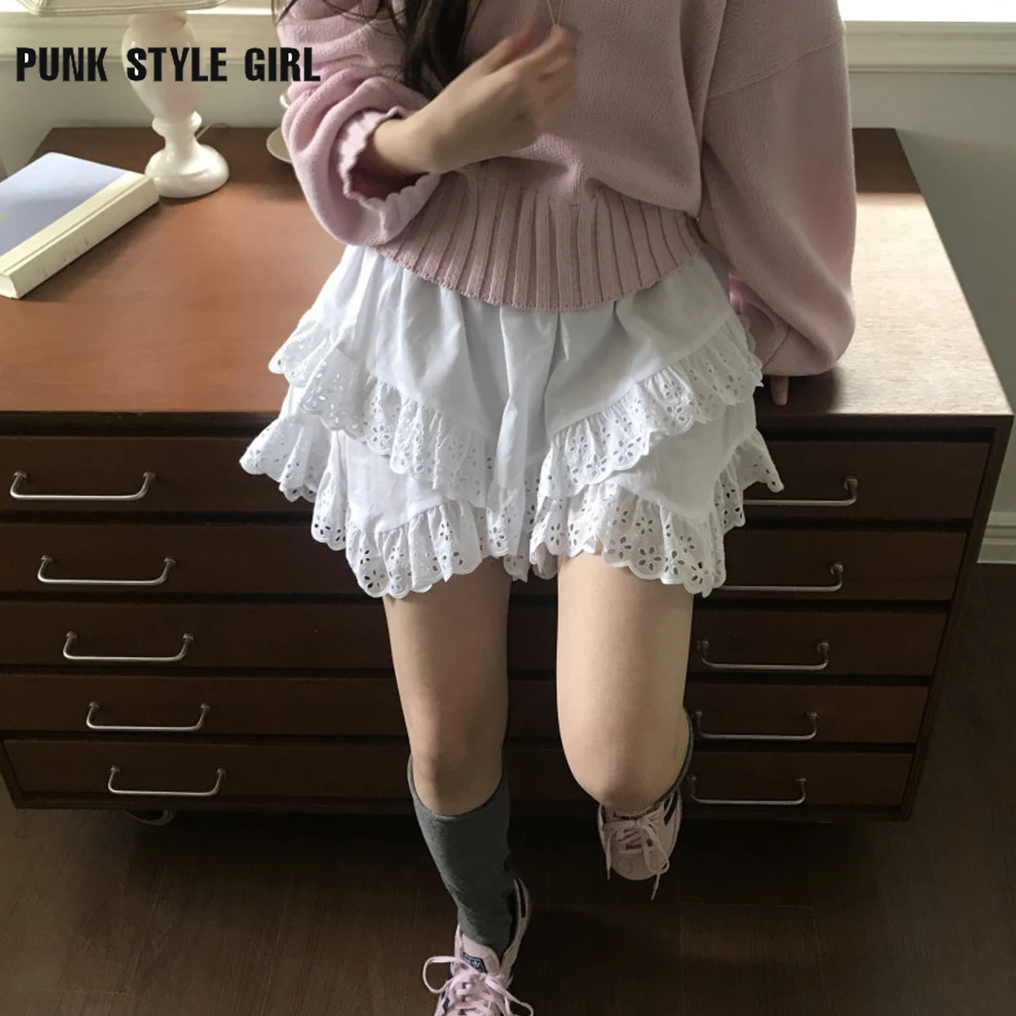 Summer Lace Patchwork Mini Shorts Skirts Women Elastic High Waist Kawaii Ruffle Pleated Skater White Ladies Loose Short Skirts