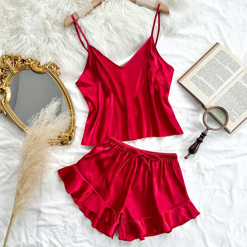 

Sexy and Sexy Imitation Silk Sleepwear, Women's Imitation Silk Casual Home Wear, Sleepwear, Backless Suspender Shorts