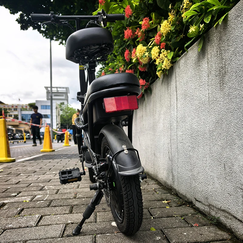Black E-Bike, Front Shock Absorber, 500W Motor,48V Detachable Battery, 19.9MPH Top Speed, 14*2 All-Terrain Tires, Bright Headlight 3-Riding Modes Front Shock Absorptions 6-Hour Charging Time, City Commuter Bike image 5