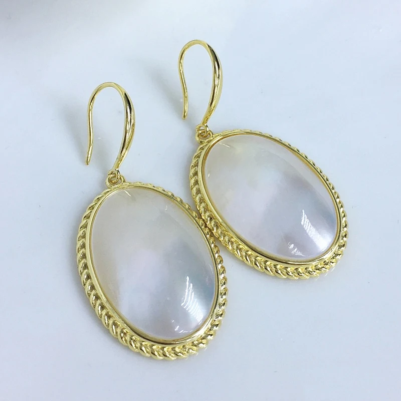 17x26mm Indonesian Natural Oval Mabe Drop Earrings Classic Twist Silver Edge Aurora White Bright Flawless Pearl S925 Ear Hook