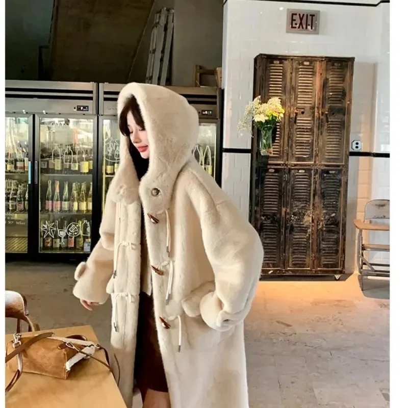 ผู้หญิง2025แฟชั่นฤดูหนาวHooded Mink Plusขนาดเป็นมิตรกับสิ่งแวดล้อมขนสัตว์ยาวเสื้อหนาสีคุณภาพสูงเสื้อขนสัตว์