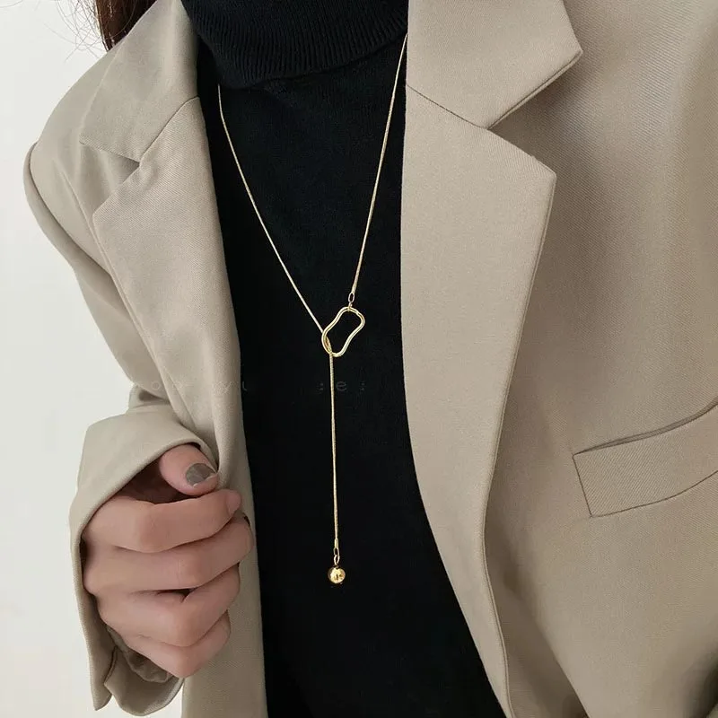 Minimalist Metal Ballpoint Pendant Necklace For Women Lady Elegant Long Geometric Pull-Out Chain Necklace Autumn Sweater Jewelry