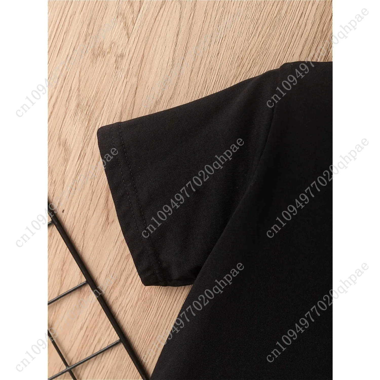 เสื้อยืดเด็กผู้ชาย แม่ของฉันชอบเสื้อคอกลมแขนสั้นแบบสบายๆ ที่ให้ความรู้สึกสบายและดูดี