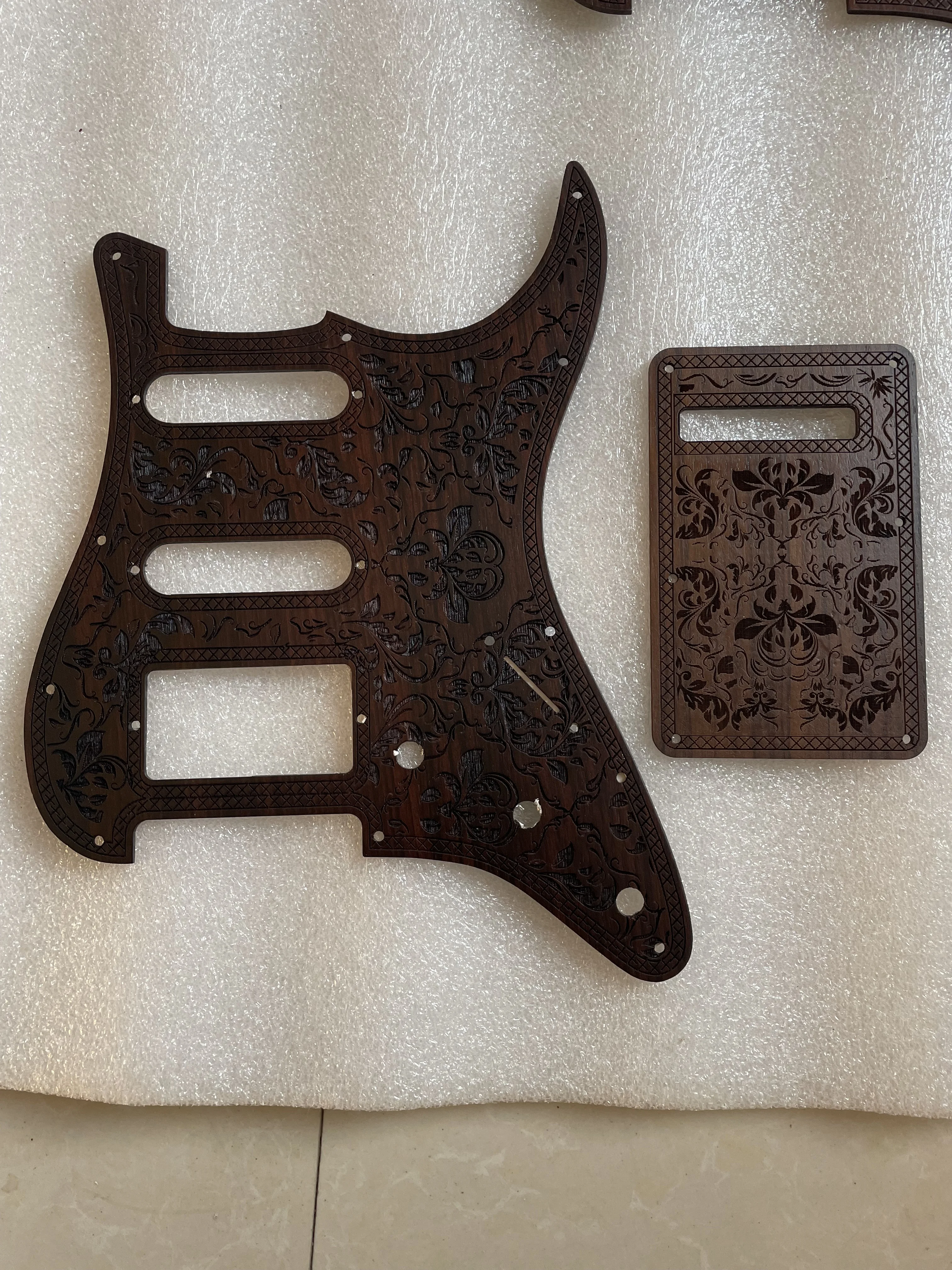 Rosewood Electric Guitar Pickguard, Back Plate, Scratch Plate with Screws, Hand Carved, SSH, High Quality, 1Set