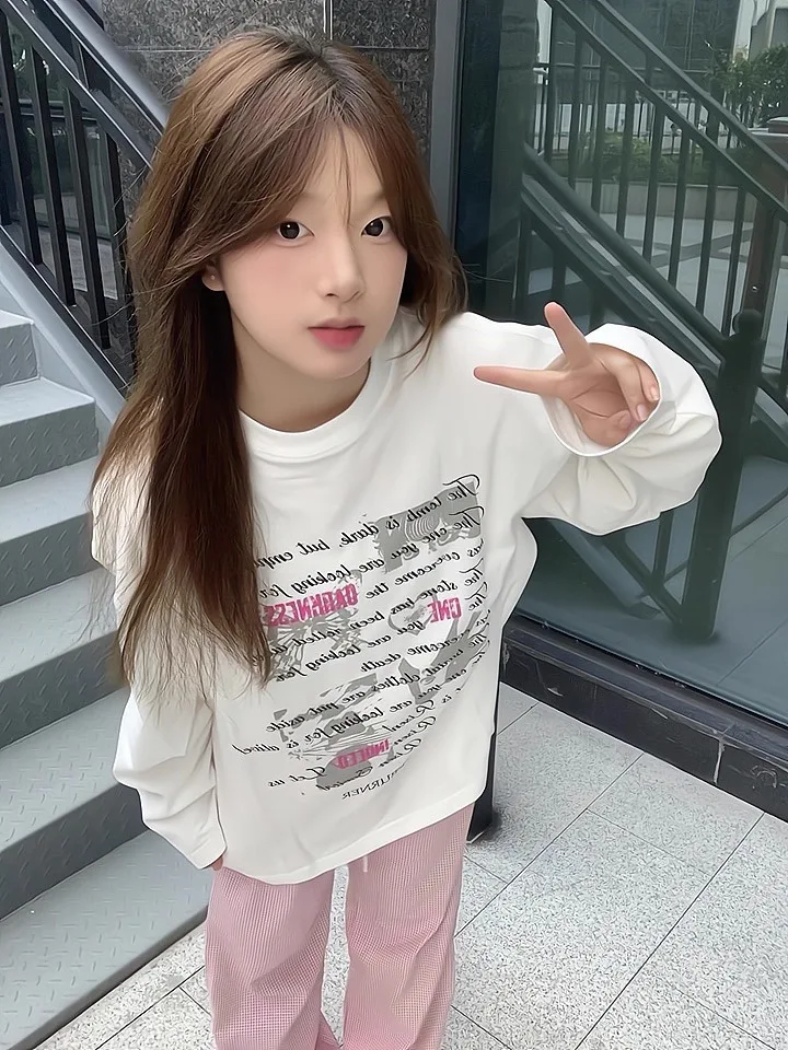 Jesienna koszulka z długim rękawem damska luźna bluzka z nadrukiem codzienna moda uliczna damska koszulka prosta basic biała koreańska bluzka damska