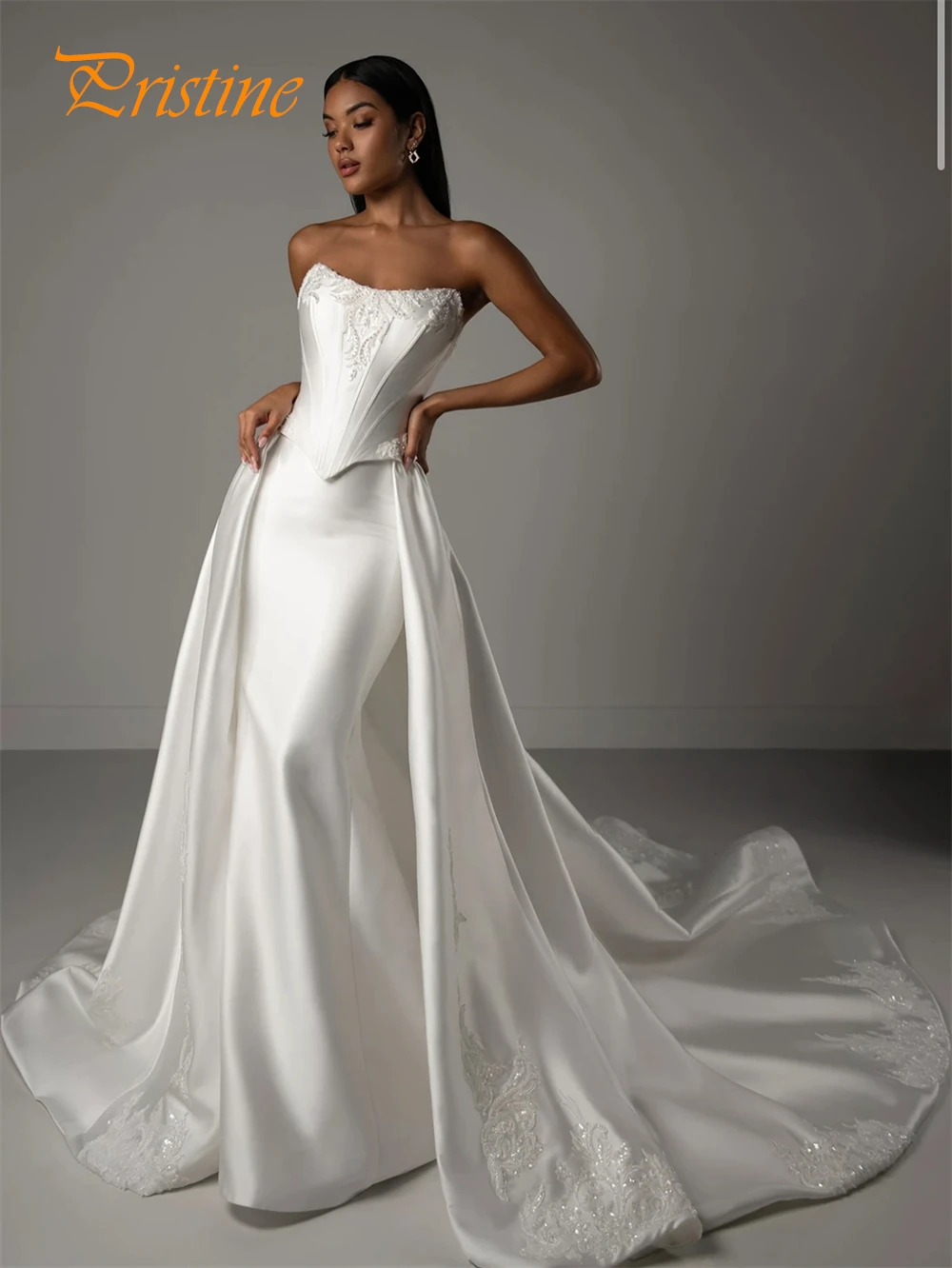 Vestido De Novia De satén blanco De ensueño personalizado, vestidos De Novia formales sin tirantes sin mangas, Vestido De Novia suave con cola De capilla De sirena