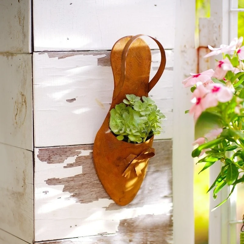 Rustic Flower Pot- High Heel-Shaped Iron Basket - Vintage Farmhouse Garden Planter for Porch Patio Displays & Table Centerpiece