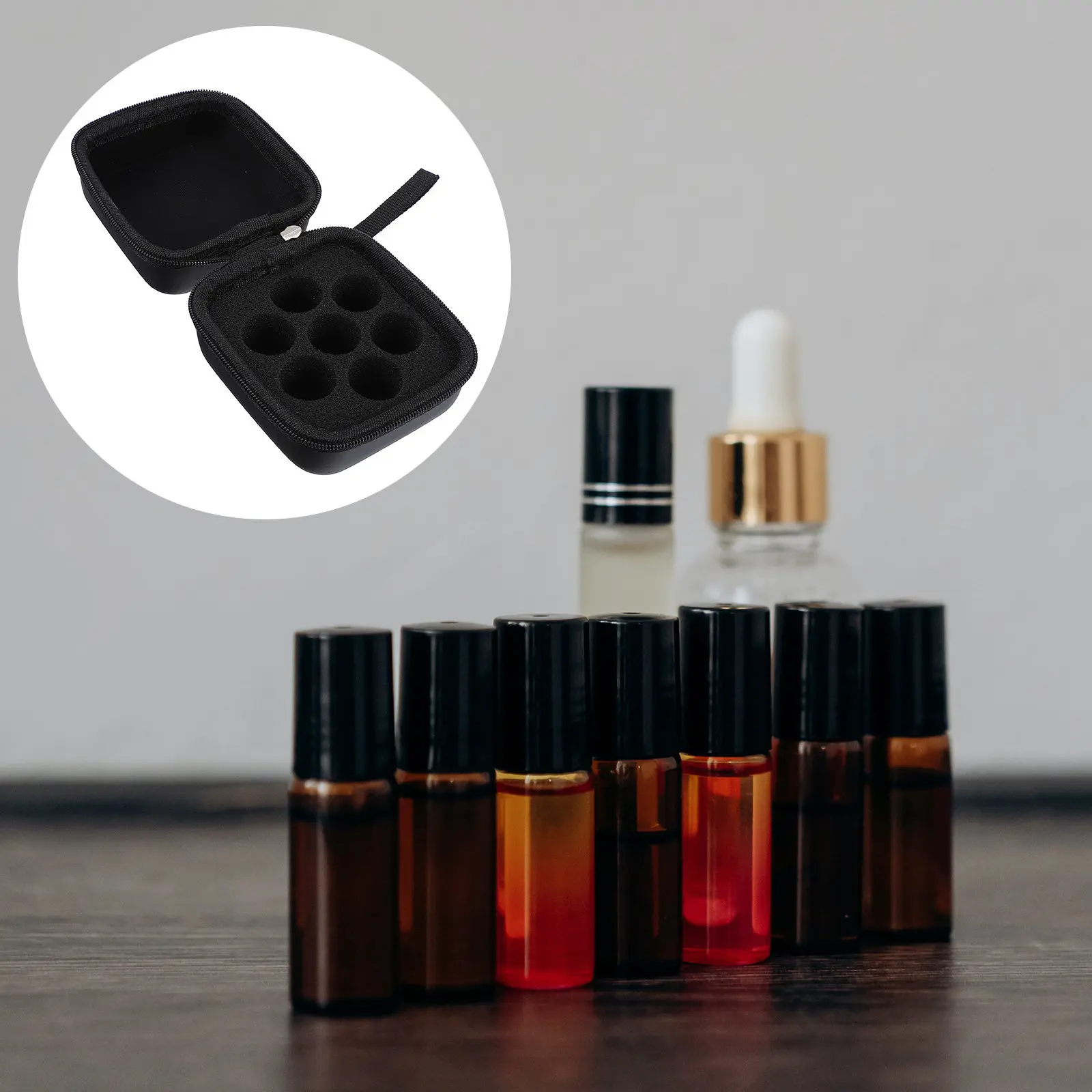 

1Pcs Smooth PU Essential Oil Storage Case Portable Bottle Holder Lightweight Easy to Store Travel Essential Oil Pouch Organizer