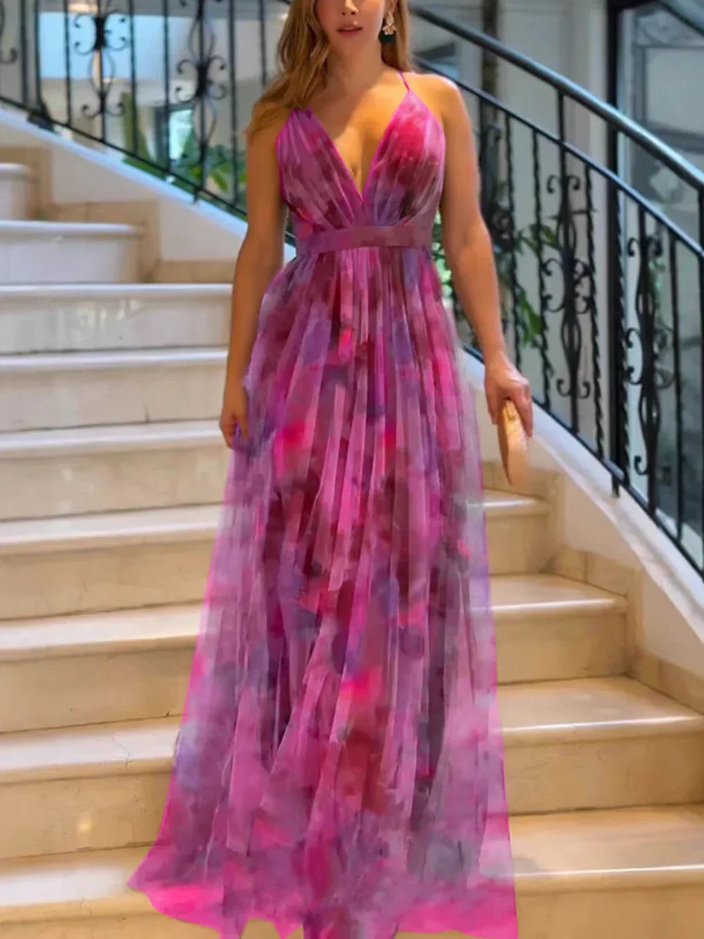 فستان متأرجح كبير للخريف الأوروبي والأمريكي لعام 2025 مطبوع عليه شبكة جديدة للعطلات مع أشرطة