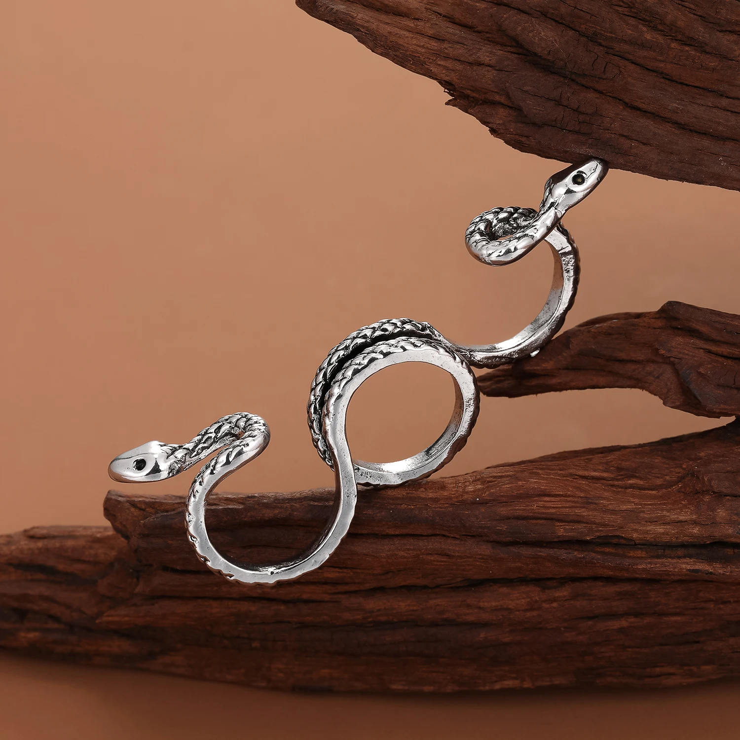 男性用スネークピアス,レトロスタイル,ヒップホップ,カジュアル,オープン,ファッショナブルなジュエリー,1ピース