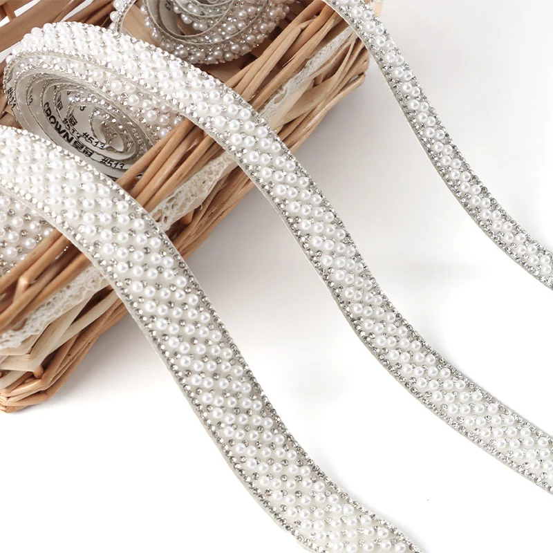 (1 yard/bag) Pearl diamond lace self-adhesive diamond DIY wedding decoration handmade materials Valentine\'s Day gift decoration