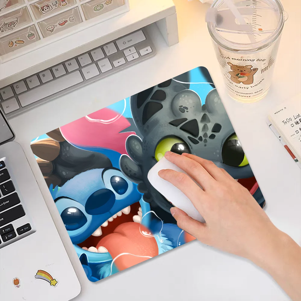 Cute Cartoon Stitch Mousepad Small LockEdge Mouse Pad For Gamers Computer Desk Pad Rectangular Anti-slip Rubber