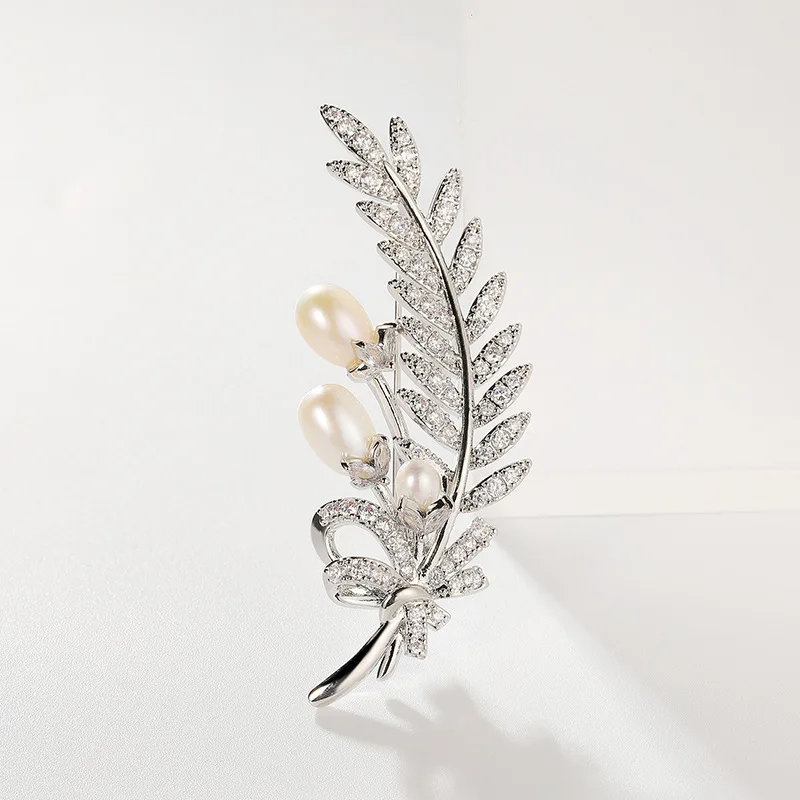 

Luxury Flower Brooch Natural Pearl Leaf Breast Brooch For Men's And Women's Set Pins