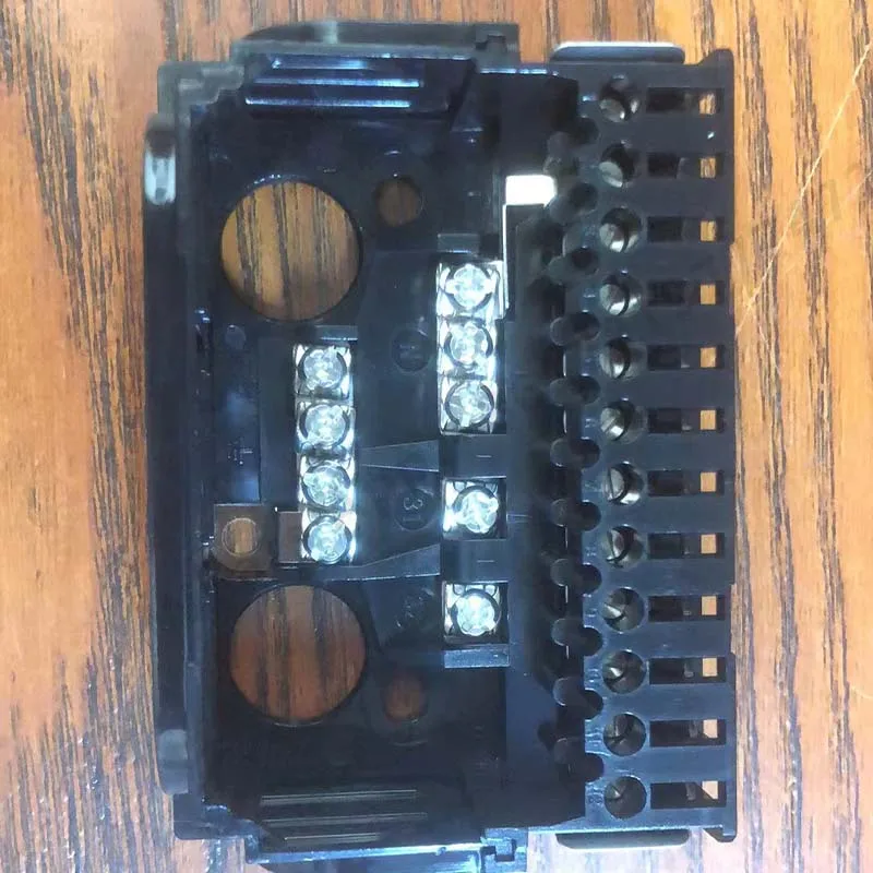 LMO14.111C2  LM11.330C2 Siemens Burner Sequence Controller