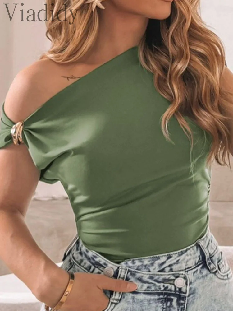 

Женская сексуальная однотонная асимметричная рубашка без рукавов с металлическим декором на одно плечо, повседневная облегающая рубашка