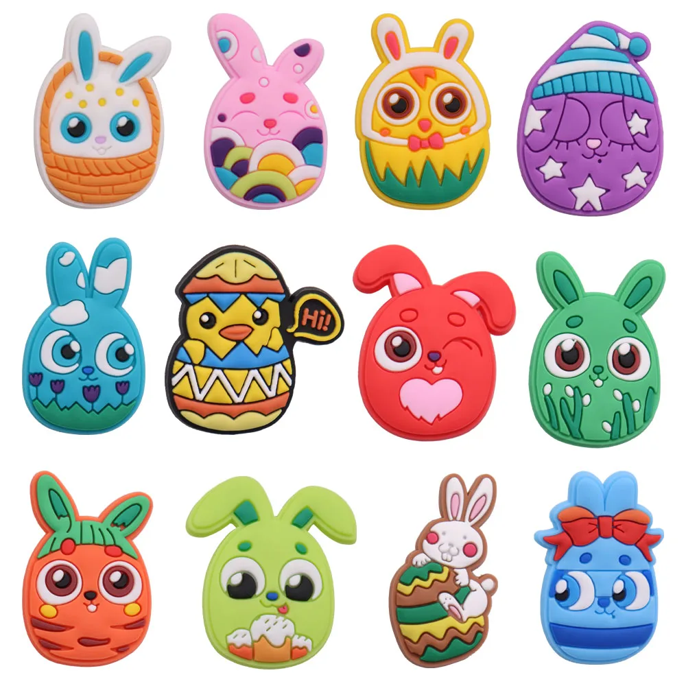 Mistura de desenhos animados do pvc kawaii, 50pcs, coelho colorido, galinha, ovos, presente da Páscoa feliz, encantos da sapata, decorações para a pulseira, presente do feriado