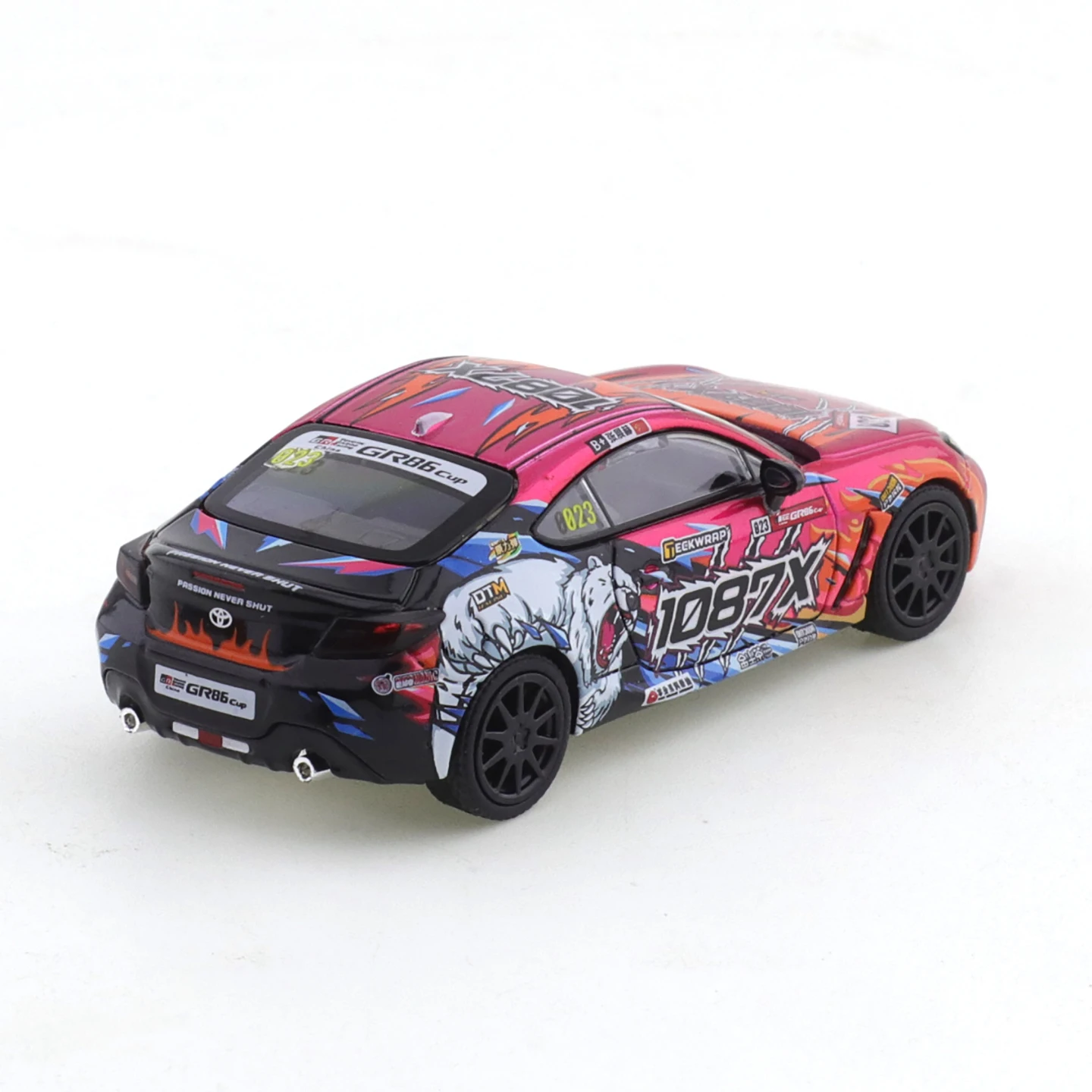 XCarToys 1/64 TOYOTA GR86 tirant une chaise berline à motifs de fleurs voiture jouets en alliage véhicule à moteur moulé sous pression modèle en métal enfants jouets garçons