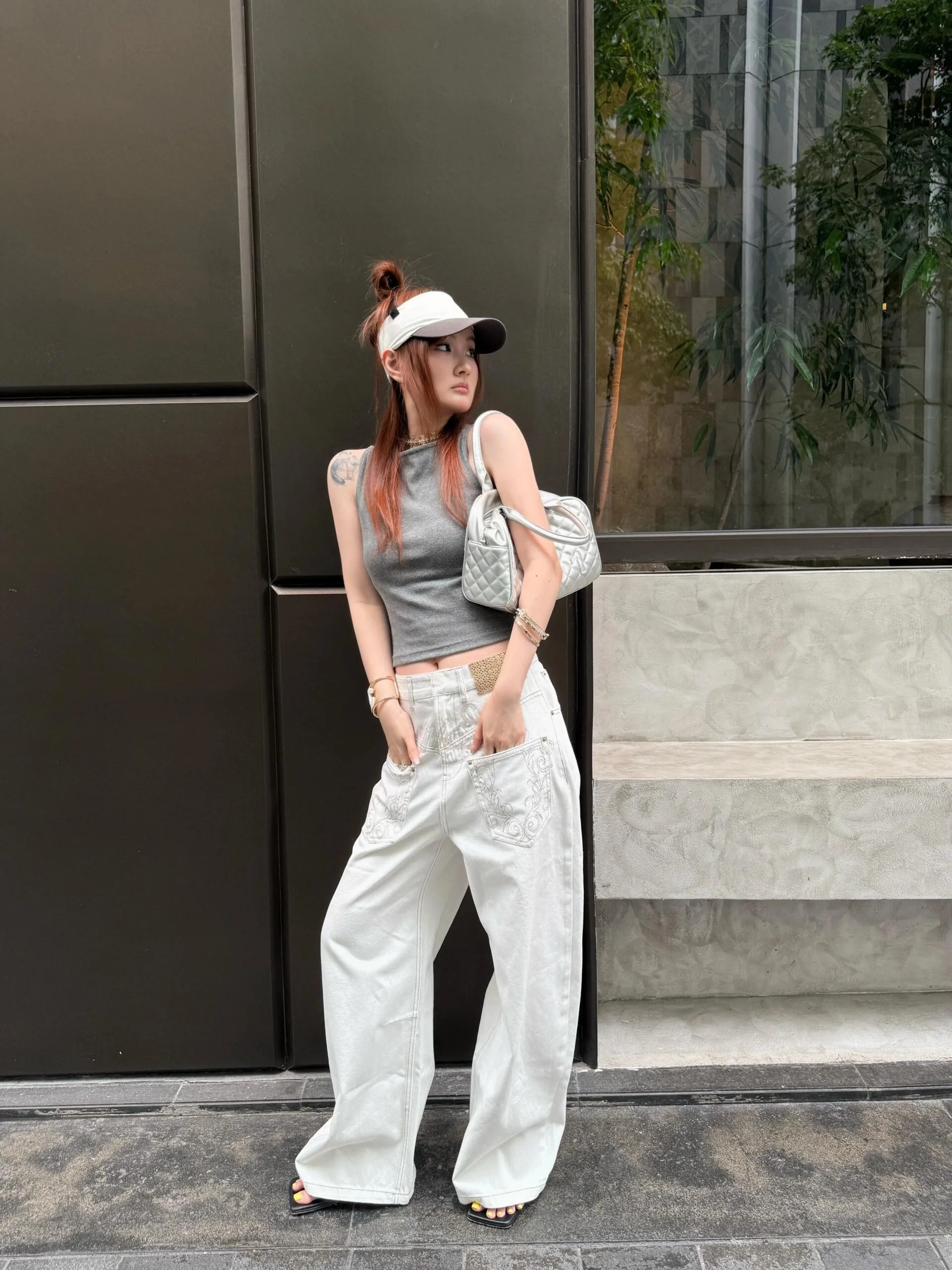 بنطلون جينز أبيض مطرز بجيب أمريكي عتيق للنساء ملابس خروج فضفاضة غير رسمية عالية الخصر وواسعة الساق من قماش الدنيم بنطلون عتيق #5