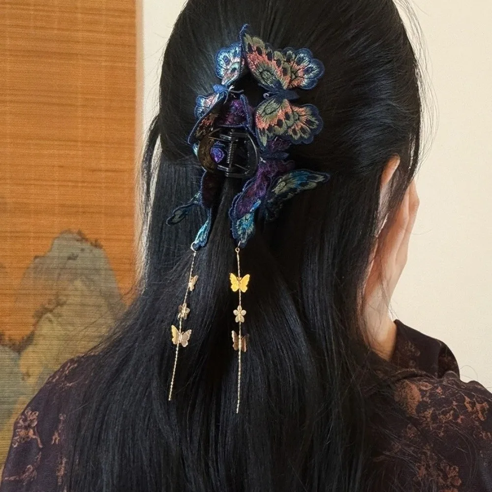 

Vintage Kniting Butterfly Hair Claw Plastic Flower Tassel Hair Grab Clip Hair Accessories Hanfu Hairwear Large Shark Clip Party