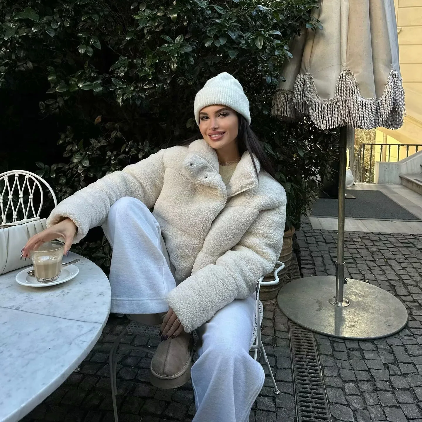 2025ผู้หญิงฤดูหนาวFaux Lambwoolหนาขนแกะผ้าฝ้ายWarm Short Coat