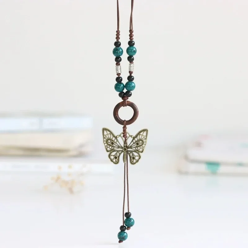 New Chinese National Style Ceramic Butterfly Necklace for Women Simple Retro Style Clavicle Chain image 3